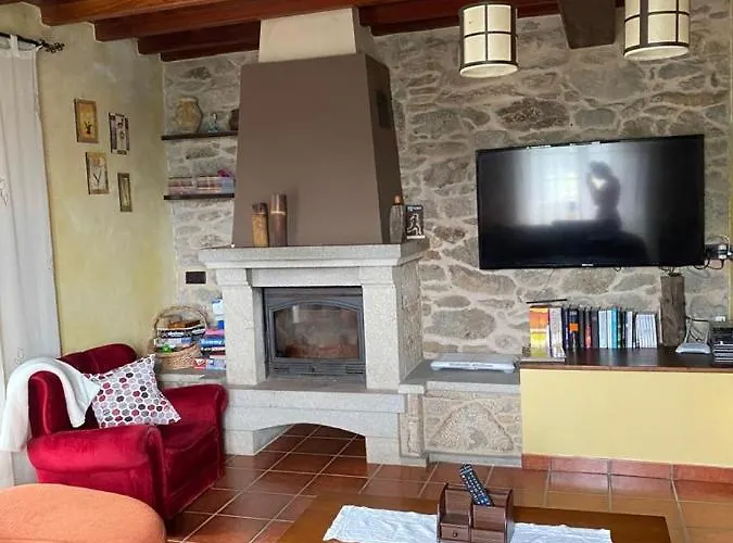 Casa De Lela Negreira